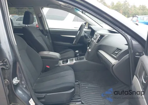 2013 Subaru Outback 2.5I Premium from USA, damaged, VIN 4S4BRBCC1D1287523